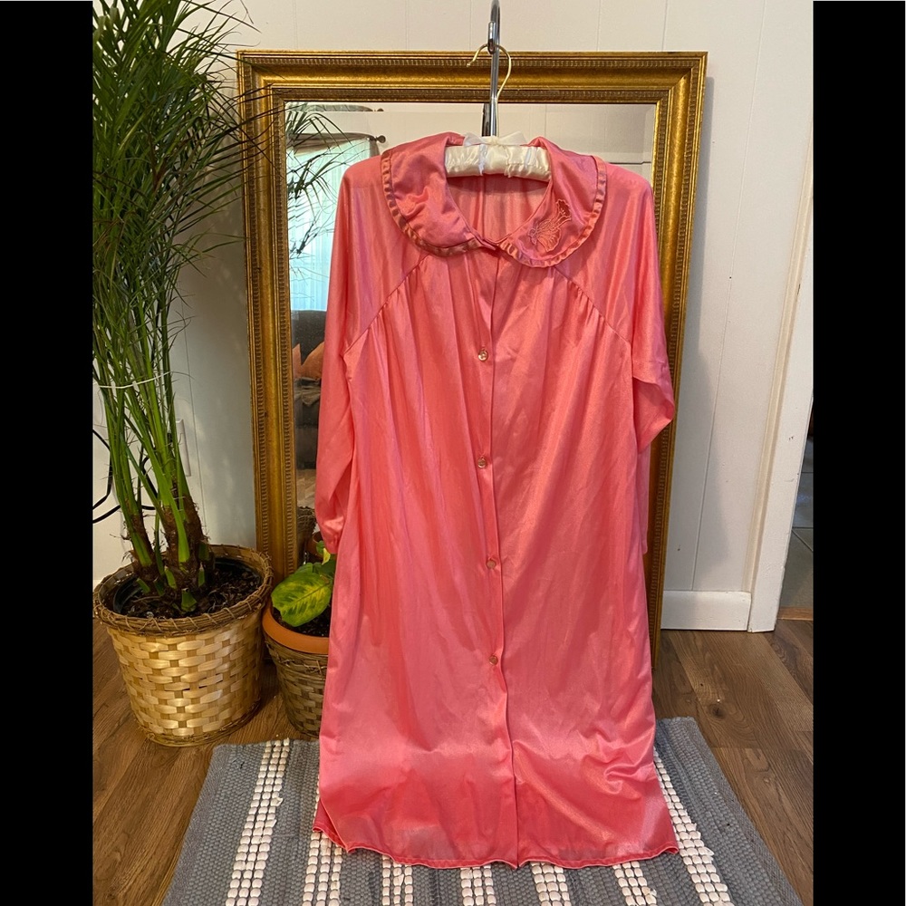 Vintage Robe Pink Great Vintage Condition No Tag